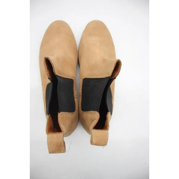 Hound and Hammer Men's Size 11 Chelsea Beige Suede Boots Shoes Rubber Sole