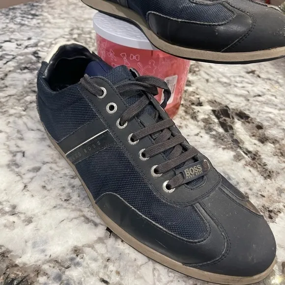 Hugo Boss Shoes men’s size 11