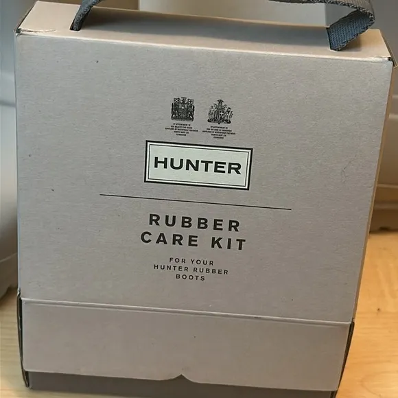 HUNTER Orig. Gray Back Adj. Waterproof Tall Boots (New) &amp; HUNTER Rubber Care Kit