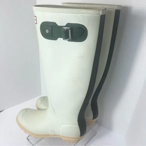 HUNTER Original Tall Knee High Rain Rubber Boots Cream 39 EU 7M/8F