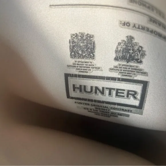 HUNTER Original Tall Knee High Rain Rubber Boots Cream 39 EU 7M/8F