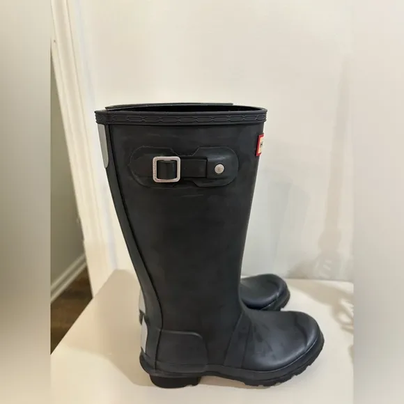 Hunter Rain Boots Kids Classic Original Tall Big Kid Size 3G/2B Matte Black