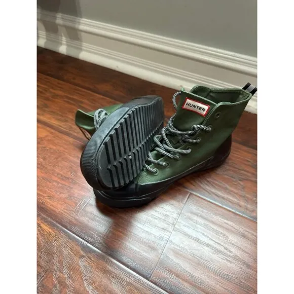 Hunter x Target Women's Size 9.5 Men’s 7.5 Green Canvas / Black Rubber Ankle Rai