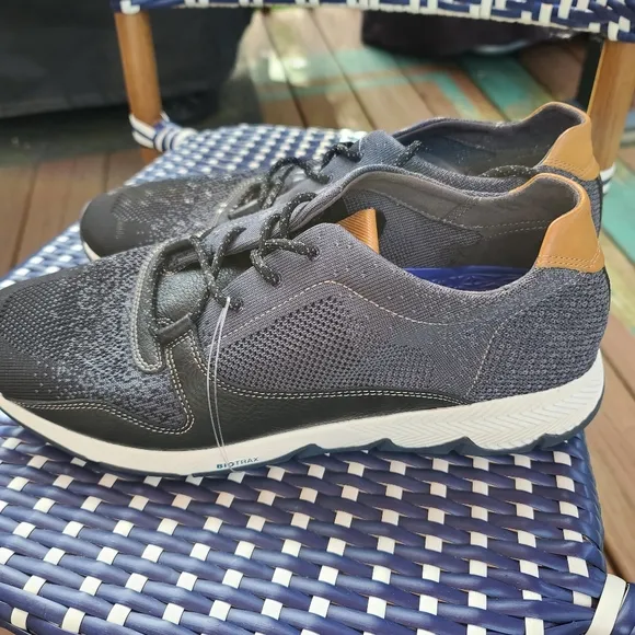 Hush Puppies casual shoes mens size 12