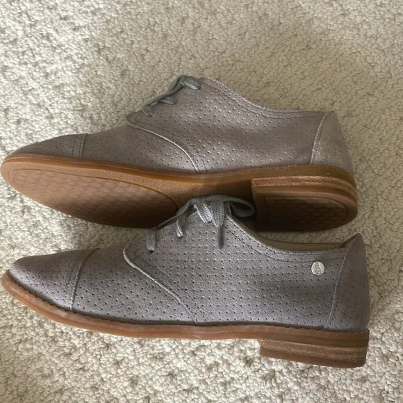 Hush Puppies Women's Aiden Clever Oxford Shoes in Frost Gray Suede Size 6