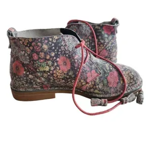 Hush Puppies Suede Women's 10 Floral Ankle Tassel Boots