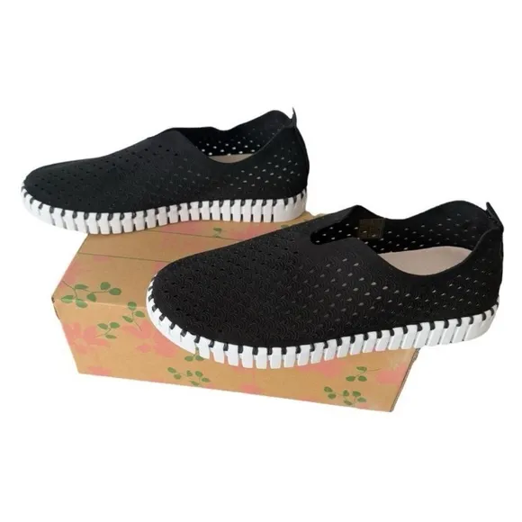 ILSE Jacobsen Hornbaek Style Tulip 139 Perforated Black Shoes Women EU 39 US 8.5