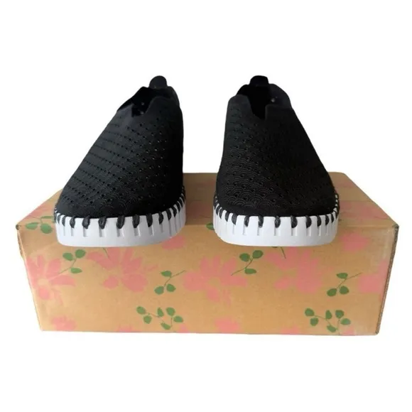 ILSE Jacobsen Hornbaek Style Tulip 139 Perforated Black Shoes Women EU 39 US 8.5