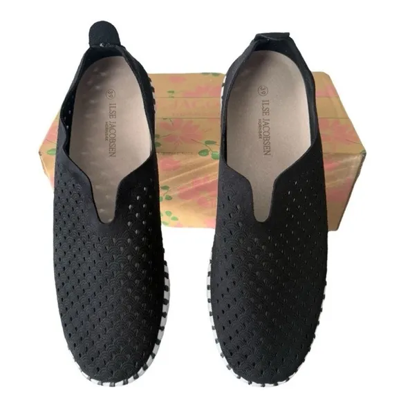 ILSE Jacobsen Hornbaek Style Tulip 139 Perforated Black Shoes Women EU 39 US 8.5