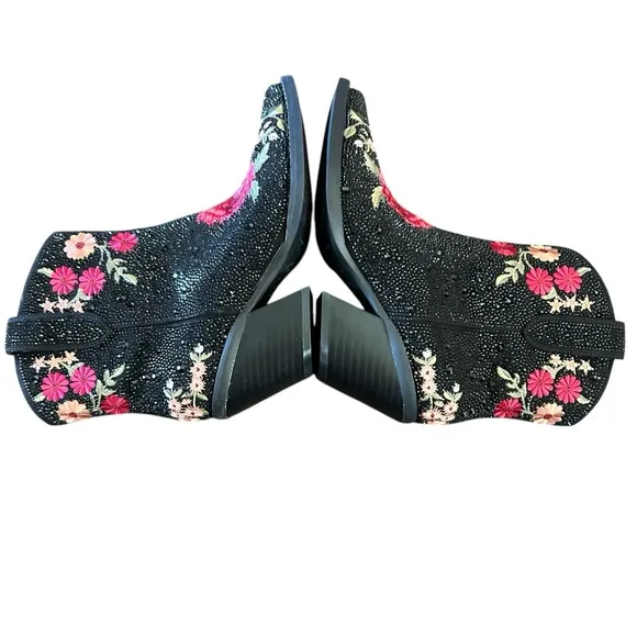 I.N.C. International Concepts Women's Jersey Cowboy Booties Black Flower 5.5