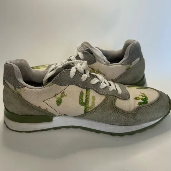 Inkkas Prickly Pear Jogger Shoes Ladies Size Women's Size 8 Cactus Green Leather