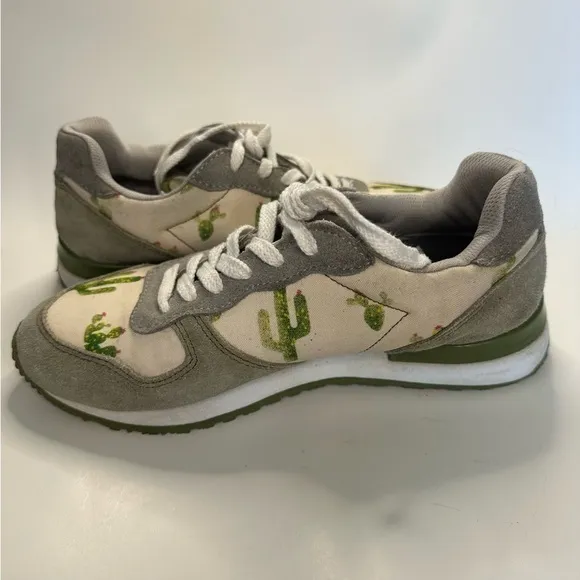 Inkkas Prickly Pear Jogger Shoes Ladies Size Women's Size 8 Cactus Green Leather