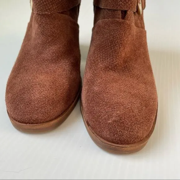 Isola Lavoy block heel boot with coco Suede heeled ankle boots cognac suede