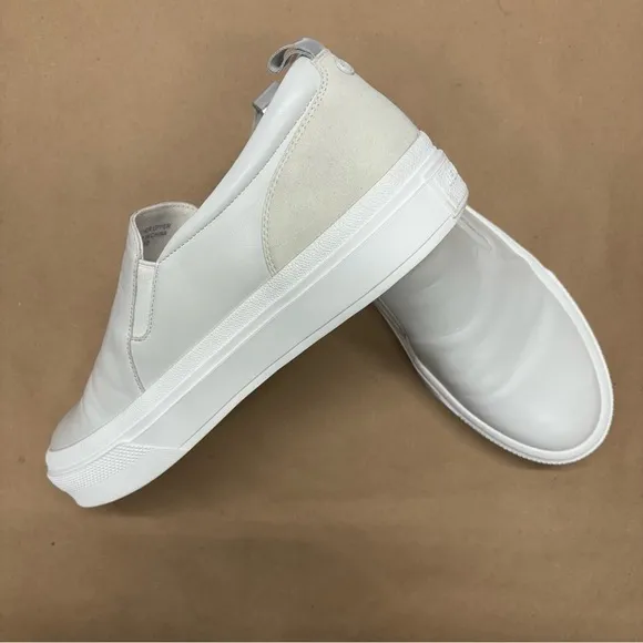 J Slides GIA, White Leather Shoes, J Slides Slip Ons Size 10 NWOT