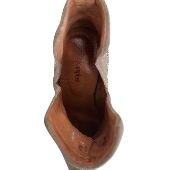 Jeffrey Campbell Asterial Booties Star Studded Suede Tan Silver Size 8
