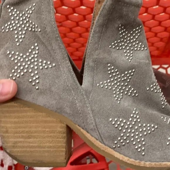 Jeffrey Campbell Asterial Booties Star Studded Suede Tan Silver Size 8