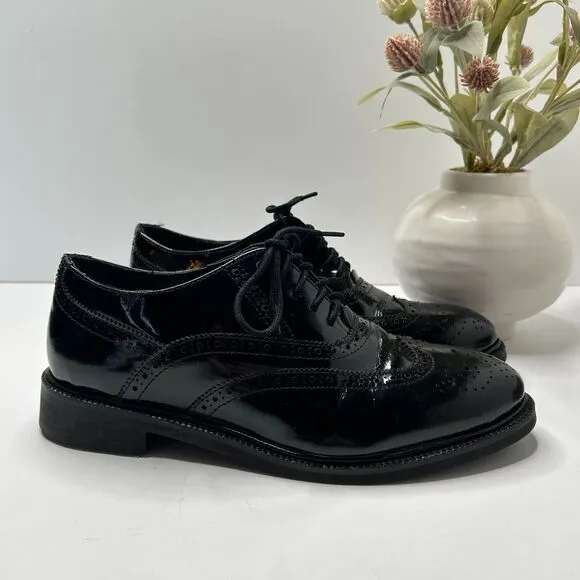 Jeffrey Campbell Moyra Patent Leather Wingtip Oxford Black Women's 7.5 Tried On