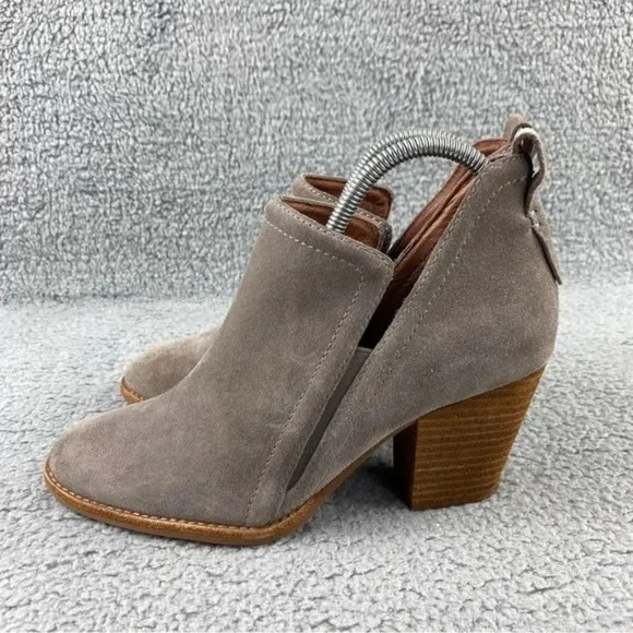 Jeffrey campbell rosalee Grey Suede Bootie Leather Pull On Stacked Heel Womens 9