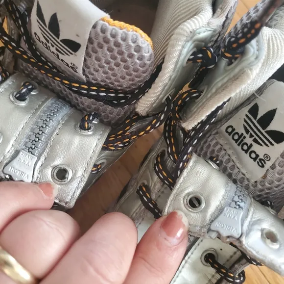 Jeremy Scott Adidas Gray Winged Sneakers Mens Sz 9 Vintage.