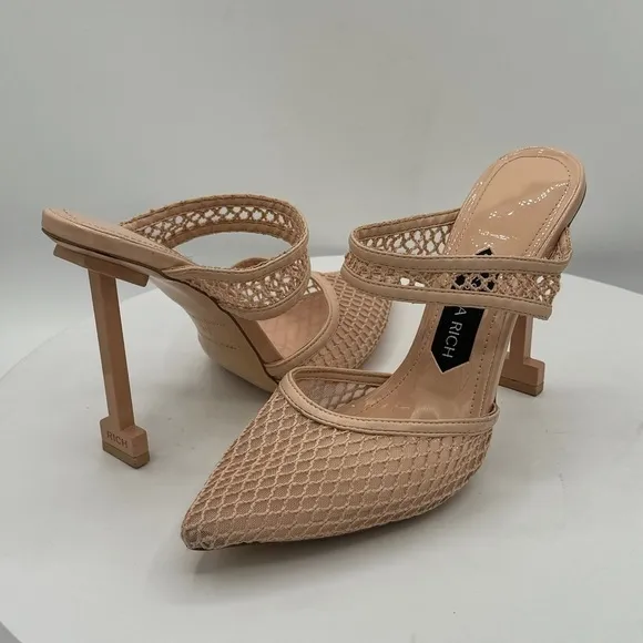 Jessica Rich Ysabelle Fishnet Pointed Toe  Womens Pump  Size EU 39  Color Nude