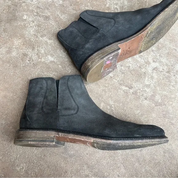 John Varvatos Dark Gray Chelsea Suede Boot Sz 8