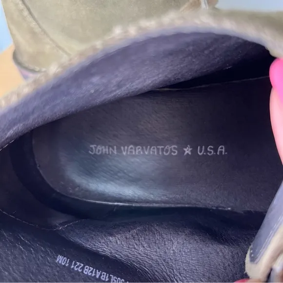 John Varvatos Hiptser Suede Chukka Boots