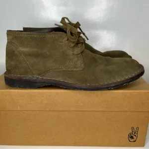 John Varvatos Hiptser Suede Chukka Boots