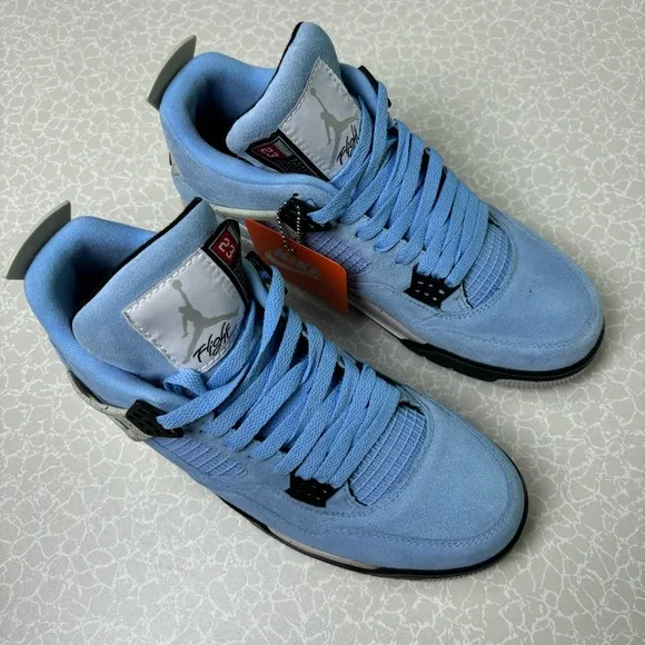 Jordan 4 Retro “University Blue” Mens Basketball Shoes Pre-owned (Size 8.5)