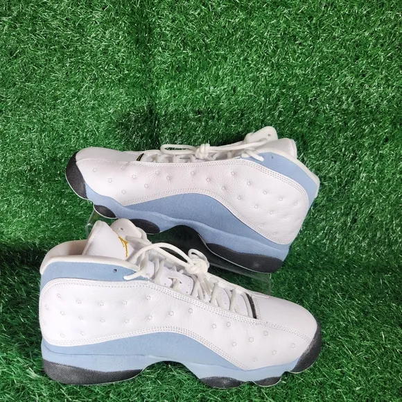 Jordan Athletic Shoes White and Gray