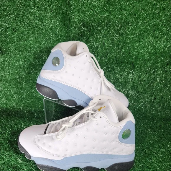 Jordan Athletic Shoes White and Gray