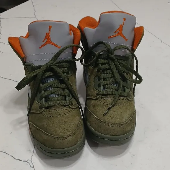 Jordan Kids Olive Green Gentle Uses