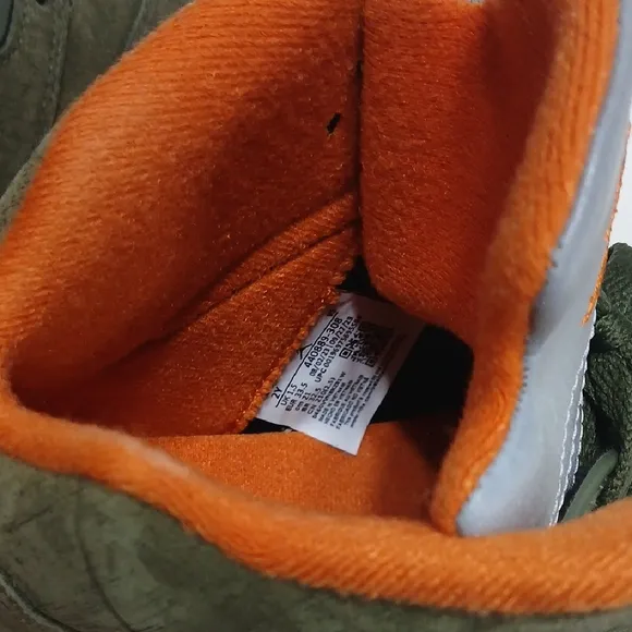 Jordan Kids Olive Green Gentle Uses