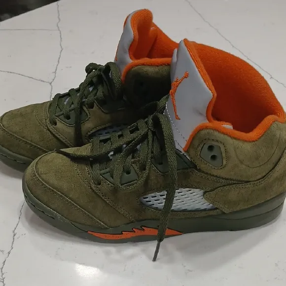 Jordan Kids Olive Green Gentle Uses
