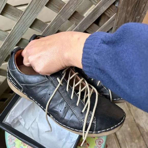 Josef Seibel Women's Black Leather Casual Shoes Size 8