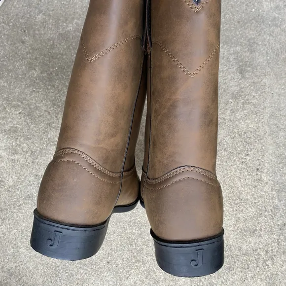 Justin Basics Roper Boots Men’s 9 D Farm Cowboy Rubber Outsole JB3001
