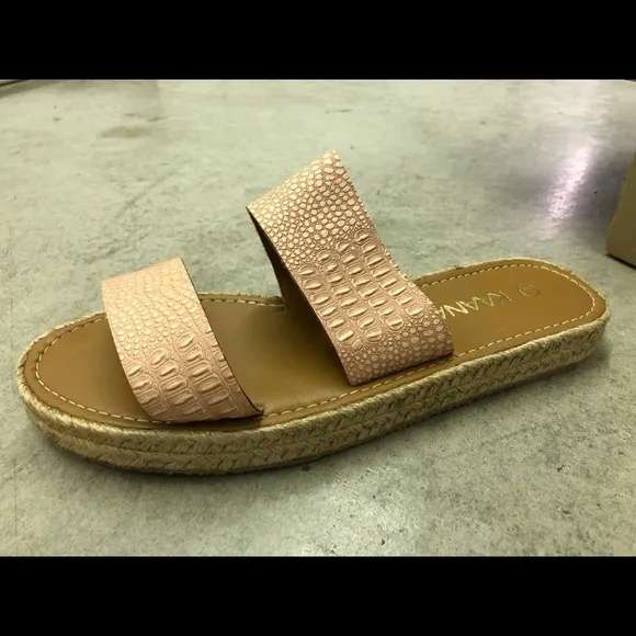 Kaanas Tobago Flatform Sandal Blush Snake embossed