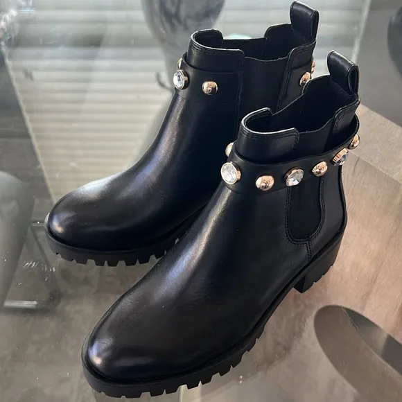 Karl Lagerfeld Paris Porshay Lug Sole Boots in Black, Size 35 New w/o Box