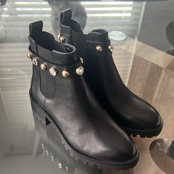 Karl Lagerfeld Paris Porshay Lug Sole Boots in Black, Size 6, New w/o Box