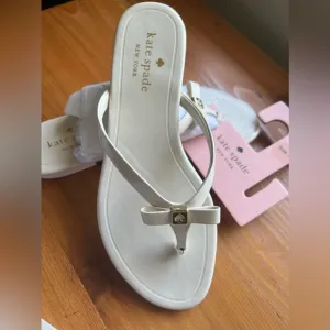 KATE SPADE Tatum Patent Leather Nude Sandals
