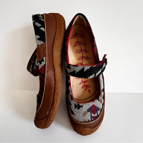 Keen 1013708 Harvest Southwestern Aztec Mary Jane Shoes Slip On Women’s Size 7.5