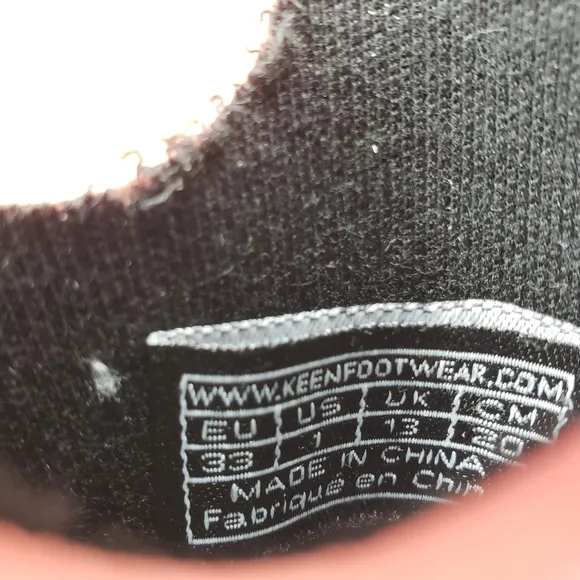 KEEN Girls Rubber Rain Boots  Polka Dots Sample