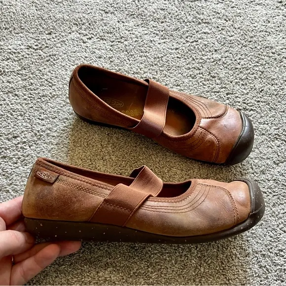 Keen Sienna Mary Jane Women’s Size 8 Shoes Slip Ons Flats Brown Leather
