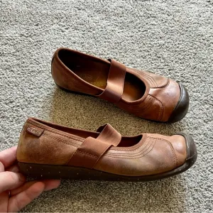 Keen Sienna Mary Jane Women’s Size 8 Shoes Slip Ons Flats Brown Leather