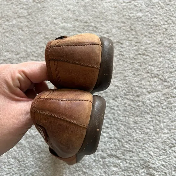 Keen Sienna Mary Jane Women’s Size 8 Shoes Slip Ons Flats Brown Leather