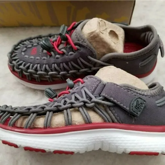 KEEN Uneek O2 Sport Unisex Sandal Toddler Kids in Grey/Red