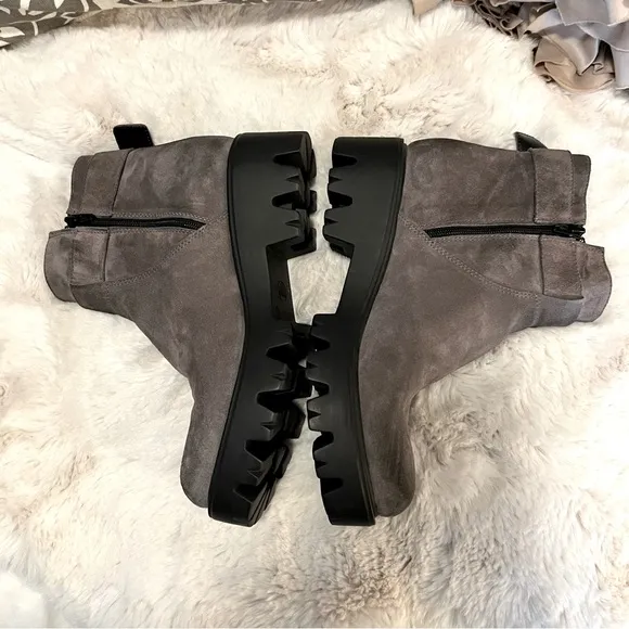 Kenneth Cole Distressed Suede Lug Sole Platform Well Feet Light Ankle Boots 40