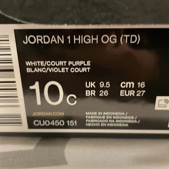 Kids Air Jordan’s shoes , size 10 (US), 27 (EU), brand new
