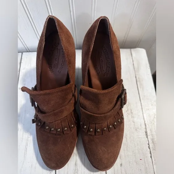 Kork-Ease Brown Suede Heeled Oxford Shoes Fringe and Buckle Women’s Size 6.5M