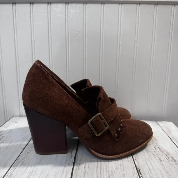 Kork-Ease Brown Suede Heeled Oxford Shoes Fringe and Buckle Women’s Size 6.5M