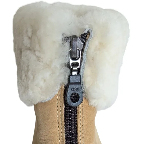 La Canadienne Shearling-Lined Tan Boots Size 8